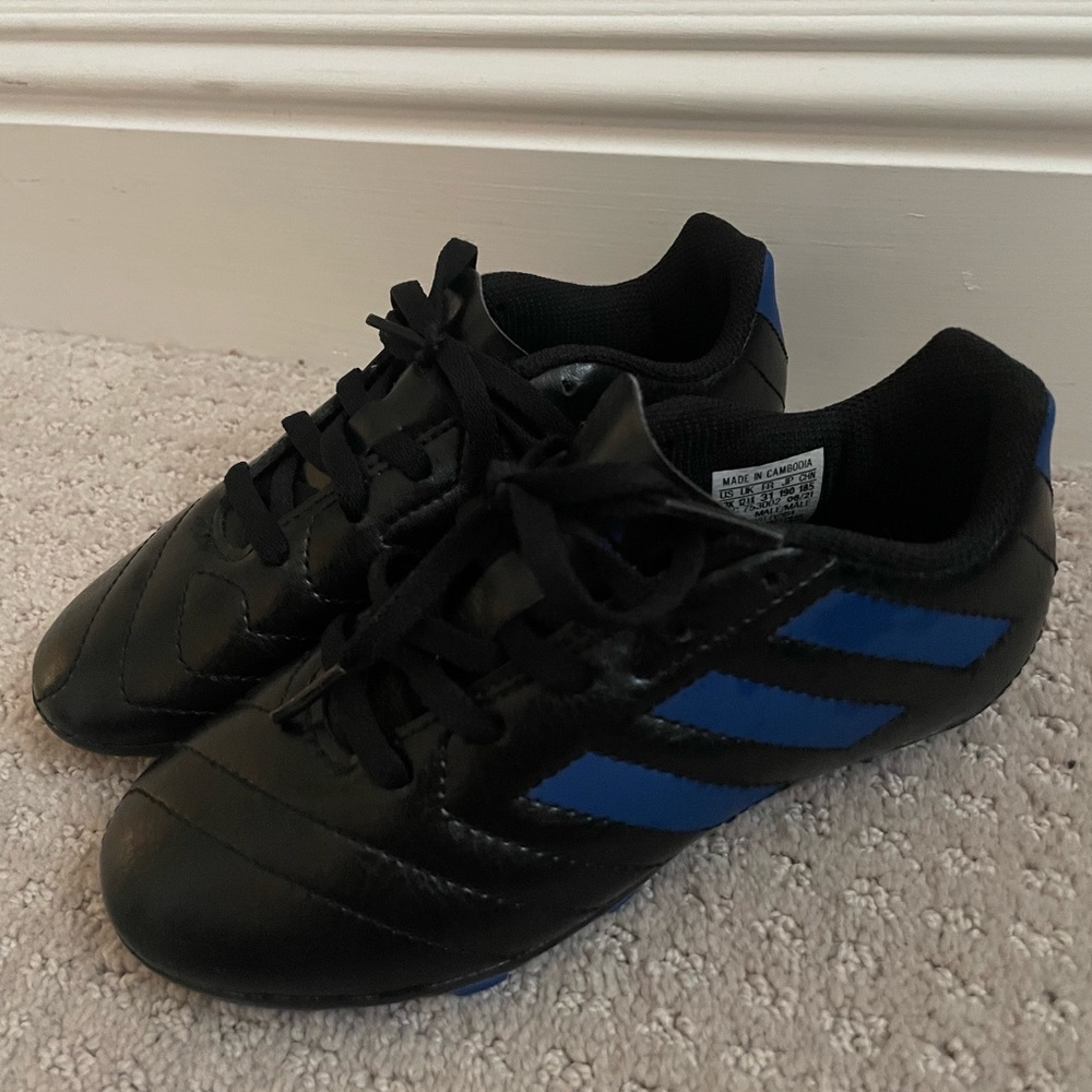 Adidas boys 13 soccer cleats
